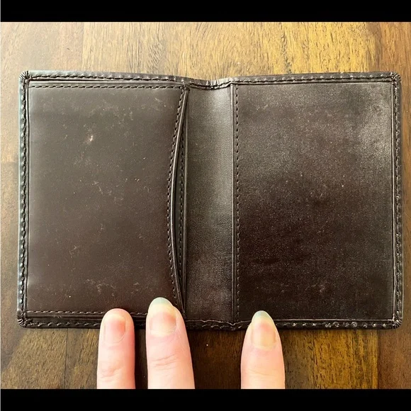 Ralph Lauren Wallet - Such a Classic! - Picture 3 of 3